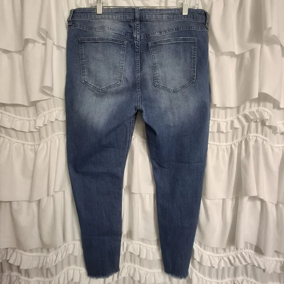 Pistola Audrey Mid Rise Cropped Skinny Jeans Dark Wash Size 33 - Picture 2 of 8